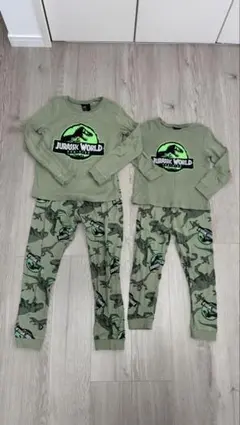 H&Mエイチアンドエムパジャマ ジュラシックワールド 恐竜 110 134