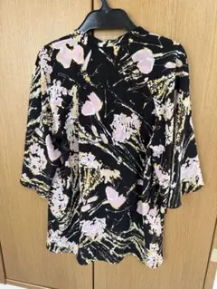 ヌメロヴェントゥーノ希少美品上質シルクフラワー水彩リボンブラウス