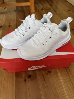 ナイキ　エアマックス　アクシス　23㎝