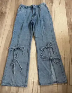 Item thumbnail for item 18d7e46b-ea3a-4d59-a2c9-b2b406983e9e