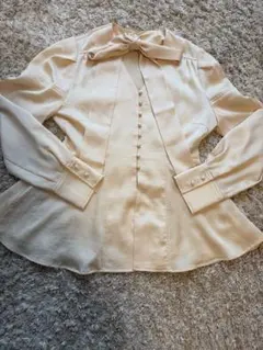試着のみ現行品♪リヴドロワ☆柔らかベージュのペーパーMIX春ニット