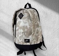 Nike カモフラージュ リュック