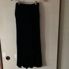 UNIQLO ベロアパンツ　ブラックのサムネイル