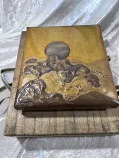 送料無料 江戸後期 蒔絵の名工7代山本春正（正徳）作 蝋色鯉画四角盆
