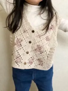 花模様刺繍 ベスト　シャツ　クリーム　バースディmamaraku セット