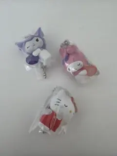 ハローキティ　マイメロディ　クロミ　なかよしペアスイング　ガチャセット