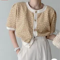 junoah パワーショルダー花柄ショートカーディガン 韓国ファッションのサムネイル