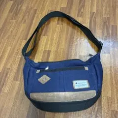 チャンピオン　ショルダーバッグ