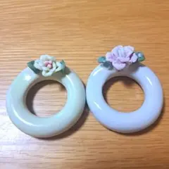 リング箸置き 2個セット パステルカラー 薔薇モチーフ 陶器