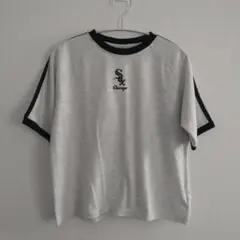 新品　MLB ホワイトソックス ロゴ刺繍　女児　Tシャツ 140　オートミール