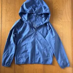 中古　UNIQLO KIDS ポケッタブルパーカ 140 ブルーのサムネイル
