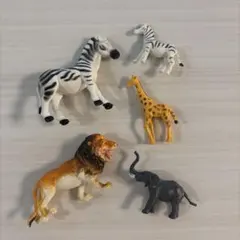 動物フィギュア5点セット（ライオン、シマウマ、キリン、ゾウ）