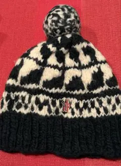 Moncler 黒白柄編みニット帽 ポンポン付き
