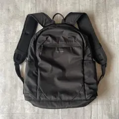 【極美品】Paul Smith リュック 大容量 通勤 通学 PC収納ノームコアのサムネイル