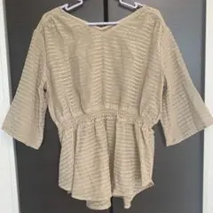 ❁⃘*AZUL BY MOUSSY 五分袖 ブラウス ベージュ❁⃘*フリーサイズのサムネイル