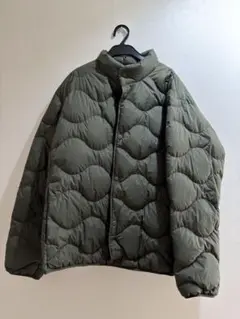 UNIQLO ULTRA LIGHT DOWN XL ダウンジャケット カーキ