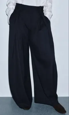 ZARA COLLECTION ワイドレッグパンツ　黒