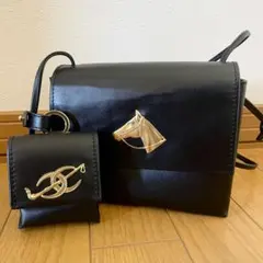 【美品】イアパピヨネ Brooklyn Charm 馬 ショルダー バッグ 黒のサムネイル