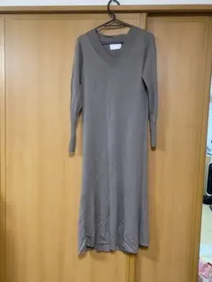 NOBLE ブラウン Vネック ロングワンピース