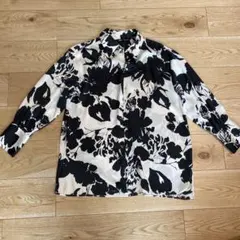 zara トップス 長袖