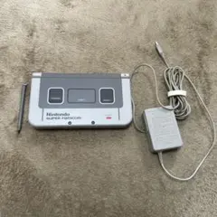 Nintendo 3DS LLSuper Famicom エディション
