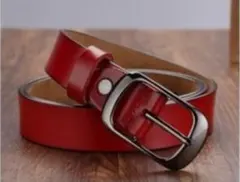 赤いレザーベルト 105-115CM