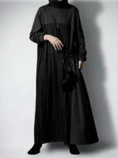 《極美品》antiquaアンティカプリーツ切替ワンピース 黒　再再販 完売品