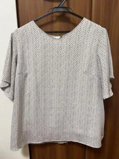 ベルメゾン 裏カットソー付き袖フリルブラウス L