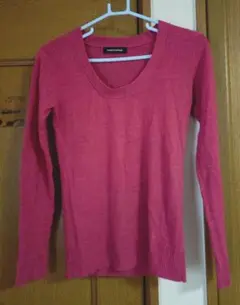ピンク Uネック 長袖ニット Mサイズ