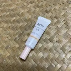 NOV 化粧下地 UV ベースコントロール スムース SPF28 PA++のサムネイル