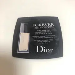 ディオール　ディオールスキンフォーエヴァーフルイドグロウ　1N サンプル８包
