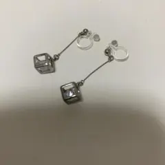 イヤリングのサムネイル