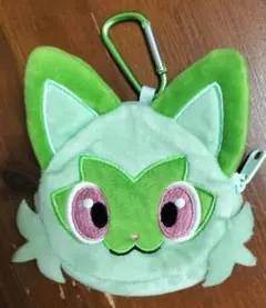ポケットモンスター　 ニャオハのカラビナ付きポーチのサムネイル