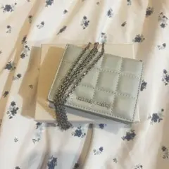 CHARLES & KEITH 　スクエアキルトチェーンハンドルウォレット