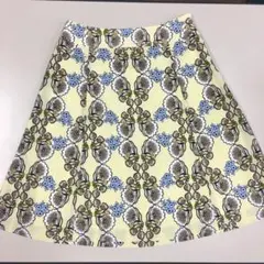 花柄 スカートのサムネイル