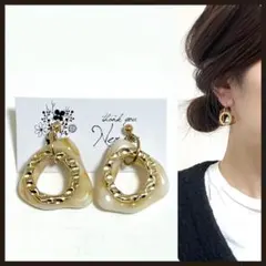アイボリー　ハンドメイド　ピアス　イヤリング