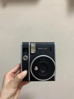 instax mini 40本体、ケース、フィルム付