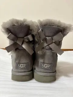 UGG アグ　ムートンブーツ　リボン　グレー　サイズ24cm