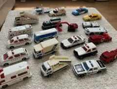 トミカ　パトカー　消防車　救急車　ANAなど　まとめ売り