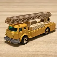 トミカ アメリカン ラダーチーフ イエロー No.F33 1/143のサムネイル