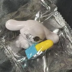 シナモン　ご自愛フィギュア　ガチャ　パン