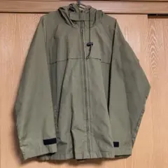 ジャケット カーキ色