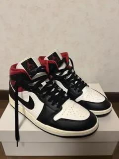 NIKE WMNS AIR JORDAN 1 MID（BQ6472-061 ）