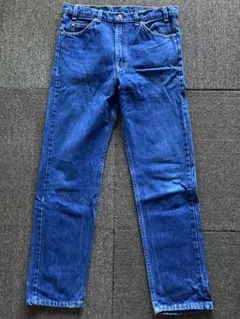 Item thumbnail for item 0120e7be-c4bf-40df-a0bc-9ab70a1d6598