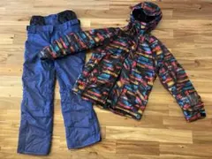 スノーボードウェアセット（ジャケット・パンツ）
