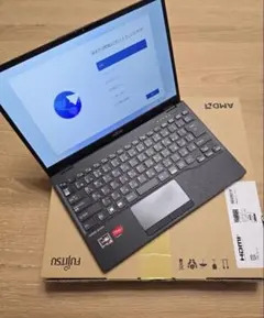 富士通 LIFEBOOK UH Series FMVRB11801 - メルカリ