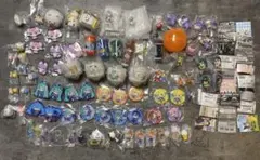 ガチャガチャ　カプセルトイ　まとめ売り　81点セット