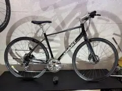 GIANT クロスバイク SHIMANO 24段変速 Mサイズ ディスクブレーキ