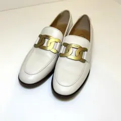 HERMES エルメス エヴリン ローファー/レザーシューズ 38 白 HERMES エルメス エヴリン ローファー/レザーシューズ 38 白 - メルカリ