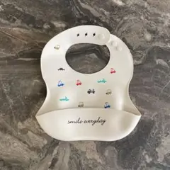 シリコンビブ　防水　お食事エプロン　2枚セット